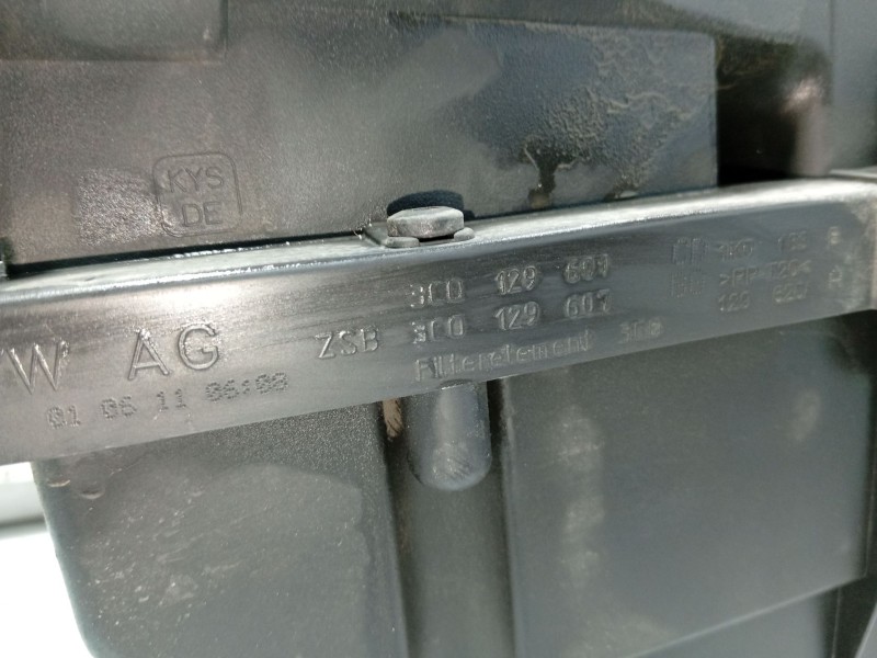 Recambio de caja filtro de aire para volkswagen passat b7 (362) 2.0 tdi referencia OEM IAM   