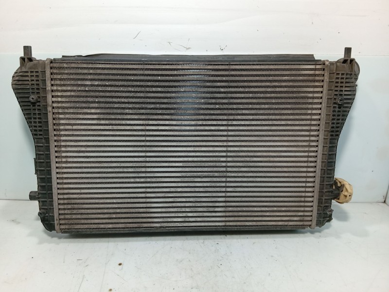 Recambio de intercooler para volkswagen passat b7 (362) 2.0 tdi referencia OEM IAM 3C0145805AM  
