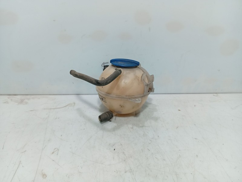 Recambio de deposito expansion para volkswagen passat b7 (362) 2.0 tdi referencia OEM IAM 1K0121407F  