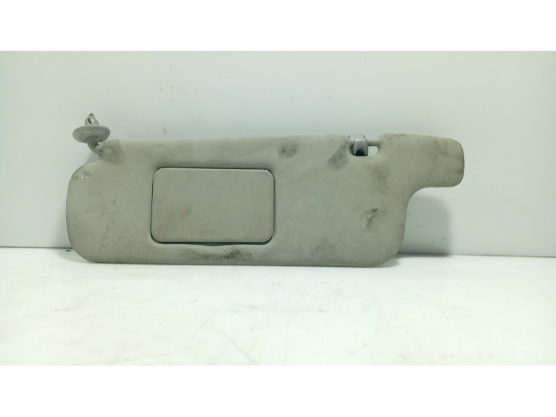Recambio de parasol izquierdo para toyota yaris (_p1_) 1.3 (scp12_, scp13_) referencia OEM IAM 7432052311B0  