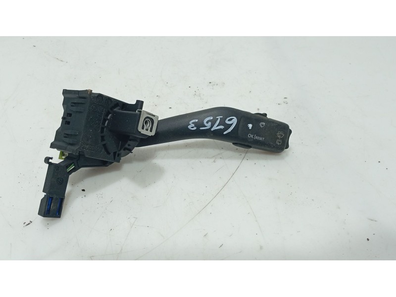 Recambio de mando limpia para seat toledo iii (5p2) 1.6 referencia OEM IAM   