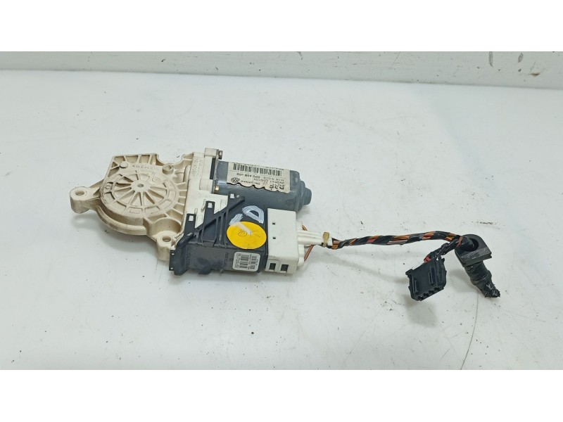 Recambio de motor elevalunas trasero derecho para seat toledo iii (5p2) 1.6 referencia OEM IAM   