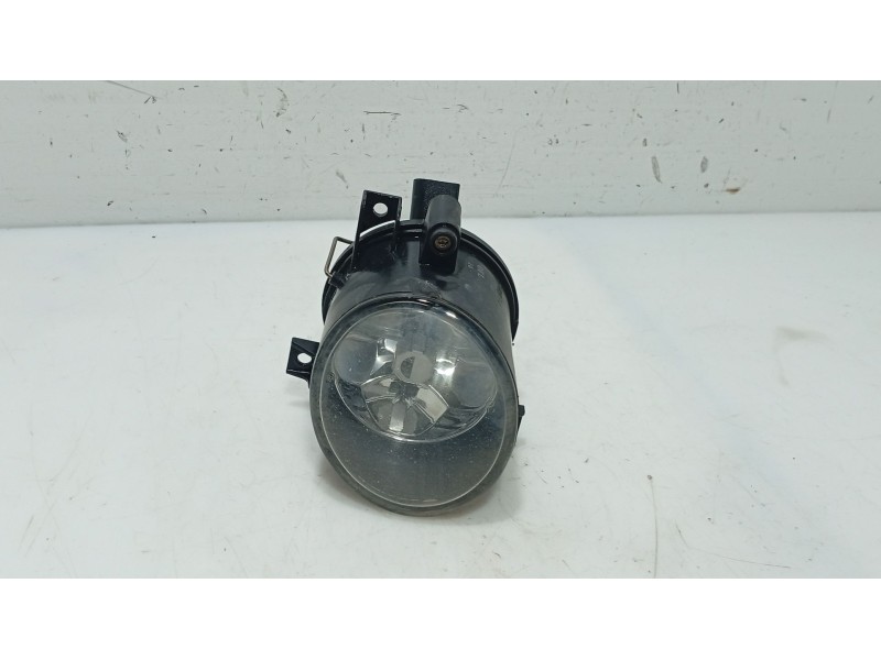 Recambio de faro antiniebla derecho para seat toledo iii (5p2) 1.6 referencia OEM IAM 5P0941704  