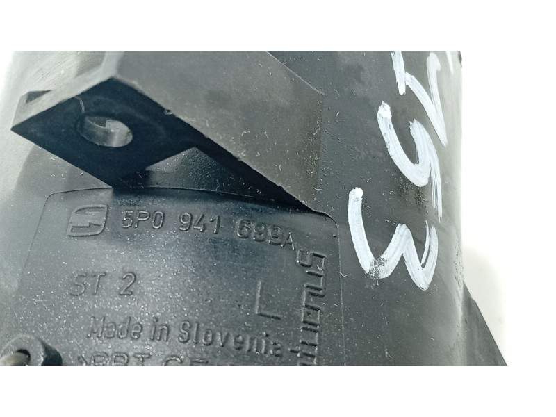 Recambio de faro antiniebla izquierdo para seat toledo iii (5p2) 1.6 referencia OEM IAM 5P0941703  