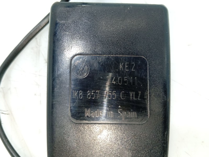 Recambio de anclaje cinturon delantero izquierdo para volkswagen passat b7 (362) 2.0 tdi referencia OEM IAM   