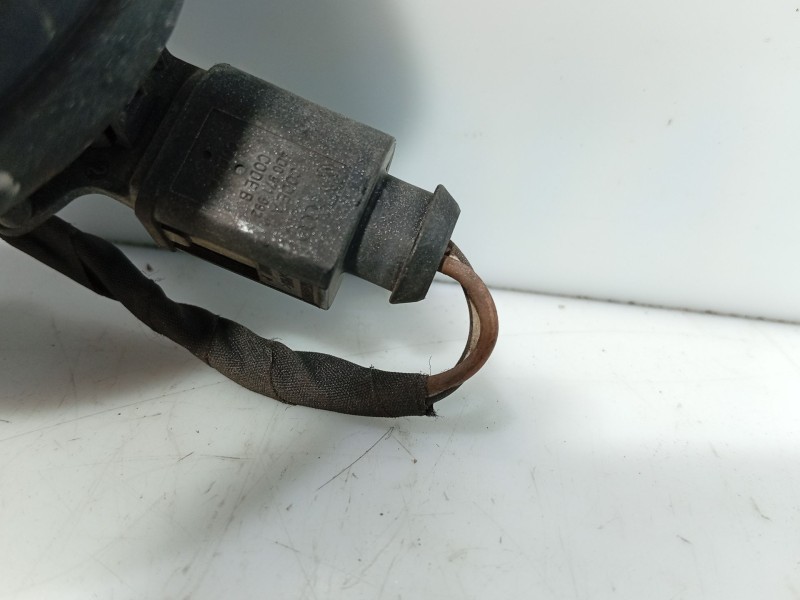 Recambio de claxon para volkswagen passat b7 (362) 2.0 tdi referencia OEM IAM 3AA951223B / 3AA951221B  