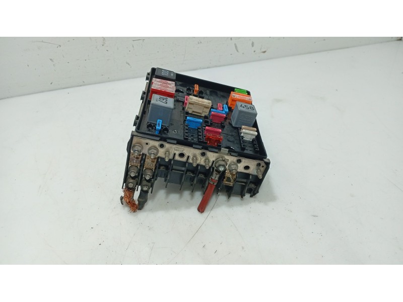 Recambio de caja reles / fusibles para seat toledo iii (5p2) 1.6 referencia OEM IAM 1K0937124K  