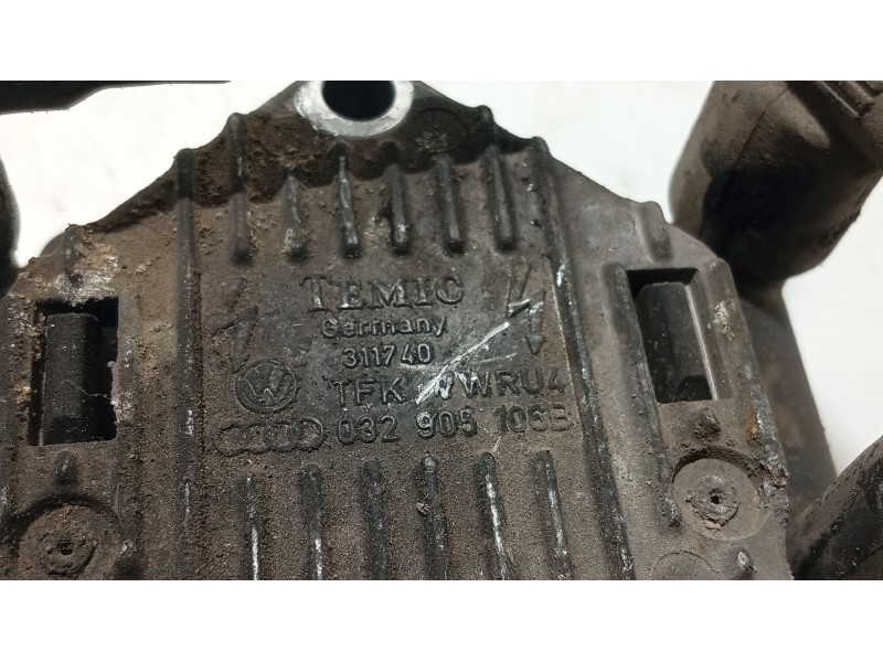 Recambio de bobina encendido para seat toledo iii (5p2) 1.6 referencia OEM IAM 032905106F  