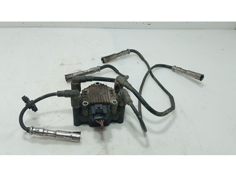 Recambio de bobina encendido para seat toledo iii (5p2) 1.6 referencia OEM IAM 032905106F  