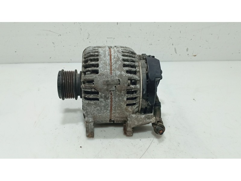 Recambio de alternador para seat toledo iii (5p2) 1.6 referencia OEM IAM 06F903023FX  