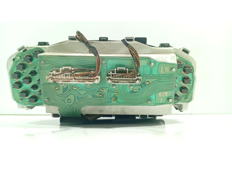 Recambio de cuadro instrumentos para toyota yaris (_p1_) 1.3 (scp12_, scp13_) referencia OEM IAM 553030D010B1  