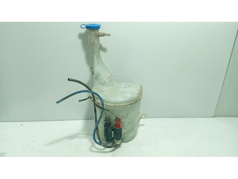 Recambio de deposito limpia para toyota yaris (_p1_) 1.3 (scp12_, scp13_) referencia OEM IAM 853150D010  