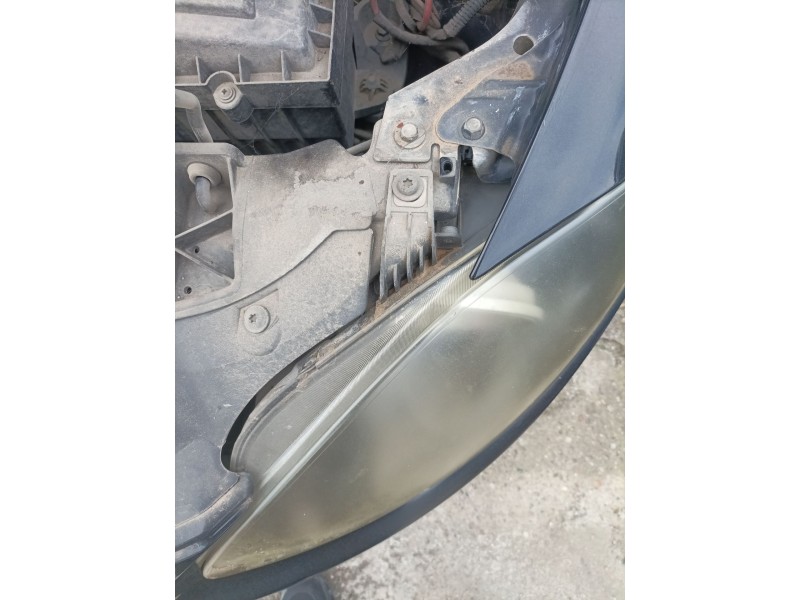 Recambio de faro izquierdo para seat leon (1p1) 1.9 tdi referencia OEM IAM 5P1941005E  