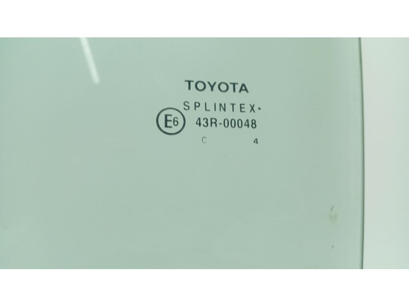 Recambio de luna delantera izquierda para toyota yaris (_p1_) 1.3 (scp12_, scp13_) referencia OEM IAM 681200D020  