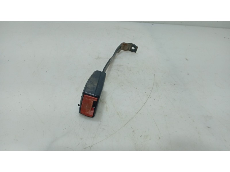 Recambio de anclaje cinturon delantero derecho para seat toledo iii (5p2) 1.6 referencia OEM IAM   