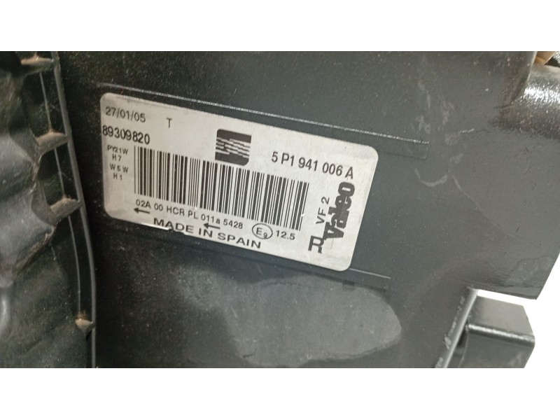 Recambio de faro derecho para seat toledo iii (5p2) 1.6 referencia OEM IAM 5P1941006E  