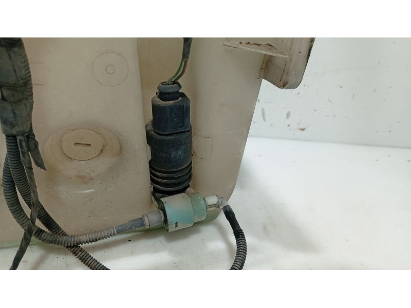 Recambio de deposito limpia para seat toledo iii (5p2) 1.6 referencia OEM IAM 1K0955453S  
