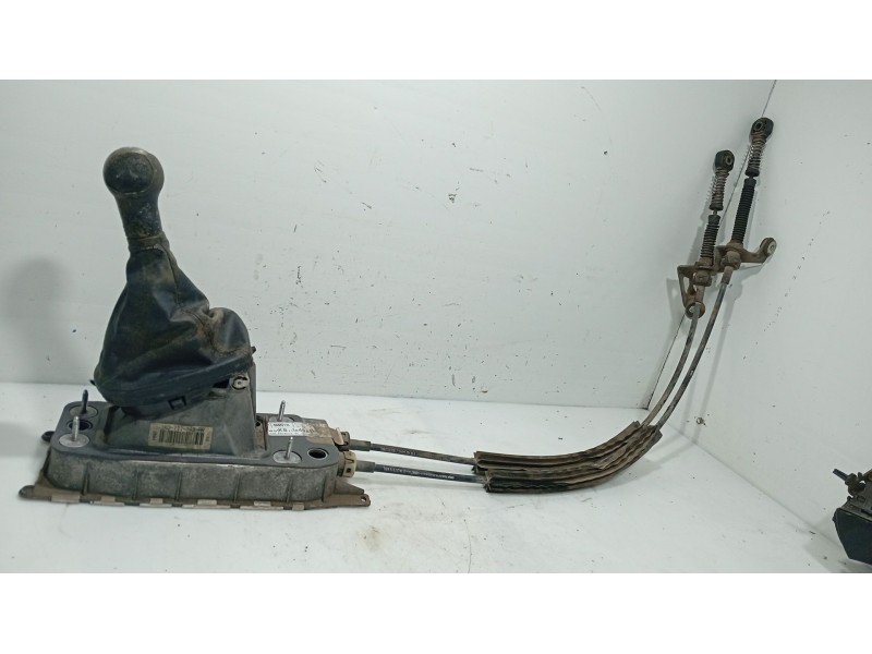 Recambio de palanca cambio para seat toledo iii (5p2) 1.6 referencia OEM IAM 1K0711112  