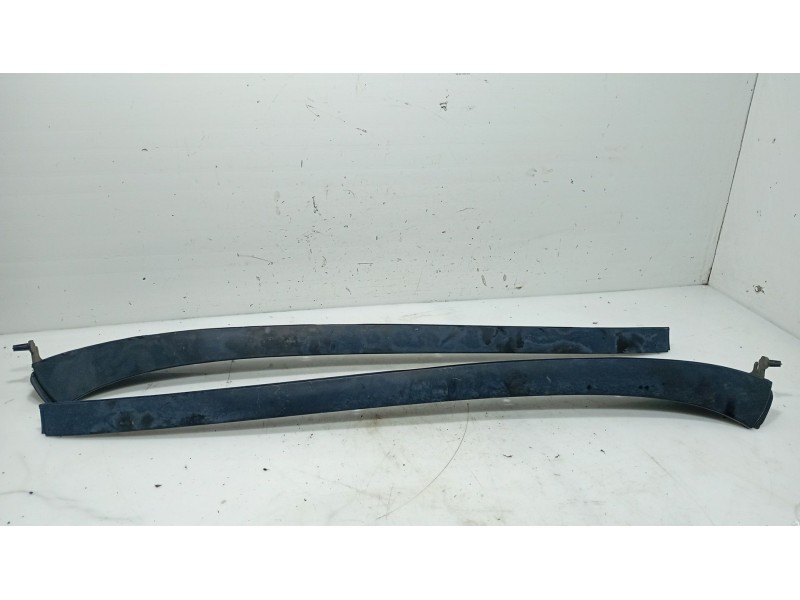 Recambio de moldura para seat toledo iii (5p2) 1.6 referencia OEM IAM   