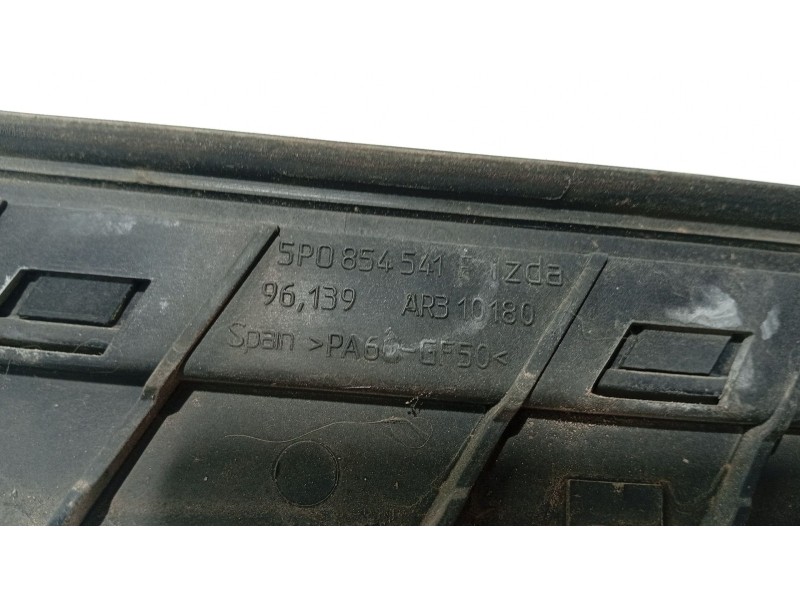 Recambio de moldura para seat toledo iii (5p2) 1.6 referencia OEM IAM   