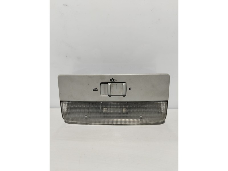 Recambio de luz interior para volkswagen polo iv (9n_, 9a_) 1.2 referencia OEM IAM   