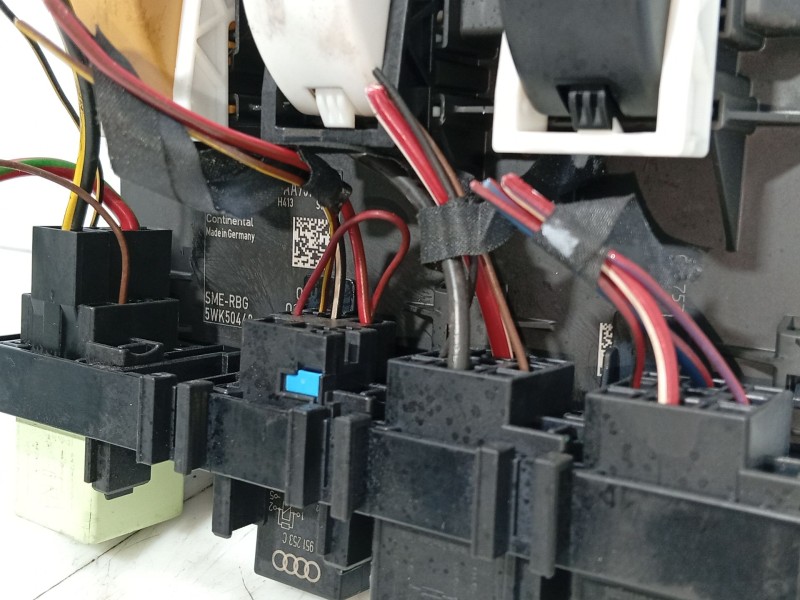 Recambio de caja reles / fusibles para volkswagen passat b7 (362) 2.0 tdi referencia OEM IAM   