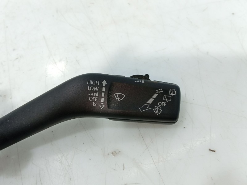 Recambio de mando volante para volkswagen passat b7 (362) 2.0 tdi referencia OEM IAM   