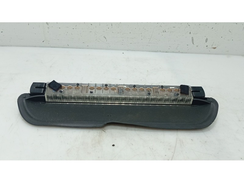 Recambio de luz central de freno para bmw 5 (e60) 525 d referencia OEM IAM   