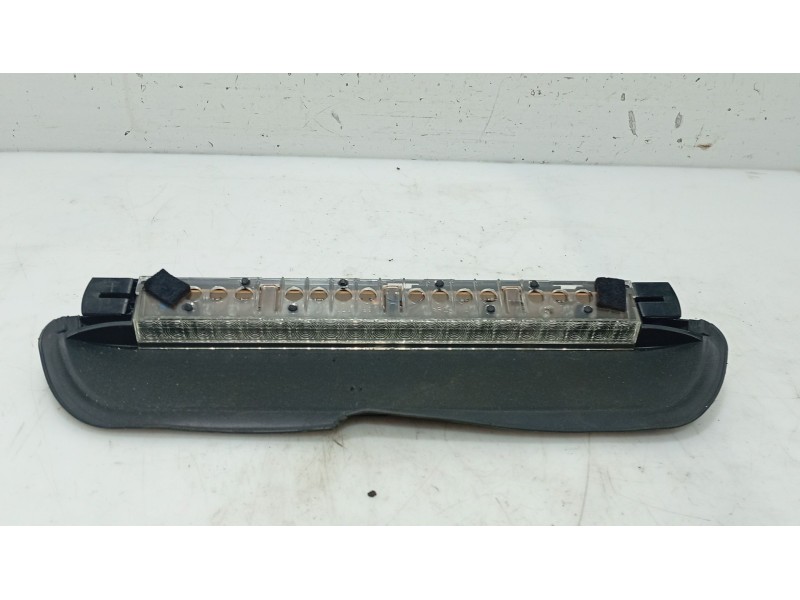 Recambio de luz central de freno para bmw 5 (e60) 525 d referencia OEM IAM   