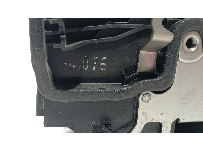Recambio de cerradura puerta trasera derecha para bmw 5 (e60) 525 d referencia OEM IAM 51227202148  