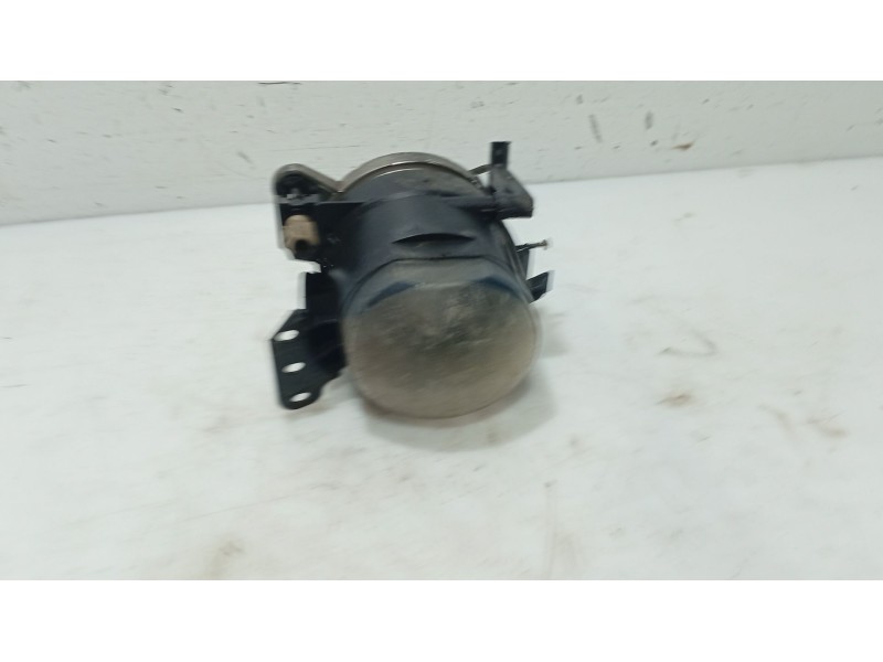 Recambio de faro antiniebla izquierdo para bmw 5 (e60) 525 d referencia OEM IAM 63176910791  