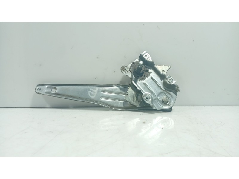 Recambio de elevalunas trasero derecho para toyota yaris (_p1_) 1.3 (scp12_, scp13_) referencia OEM IAM 698300D020  
