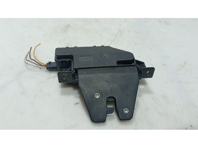 Recambio de cerradura maletero / porton para bmw 5 (e60) 525 d referencia OEM IAM   