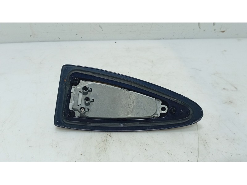 Recambio de antena para bmw 5 (e60) 525 d referencia OEM IAM   