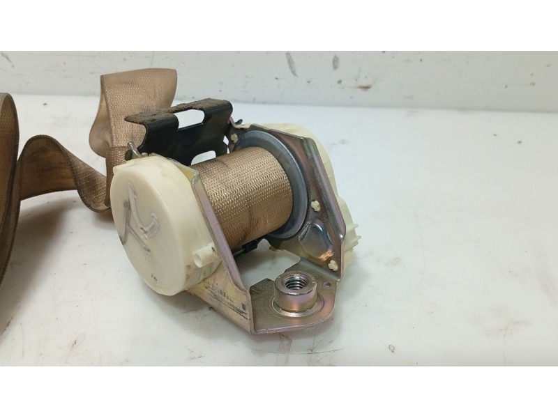 Recambio de cinturon seguridad trasero central para bmw 5 (e60) 525 d referencia OEM IAM 72119132818  