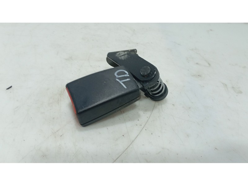 Recambio de anclaje cinturon trasero derecho para bmw 5 (e60) 525 d referencia OEM IAM   