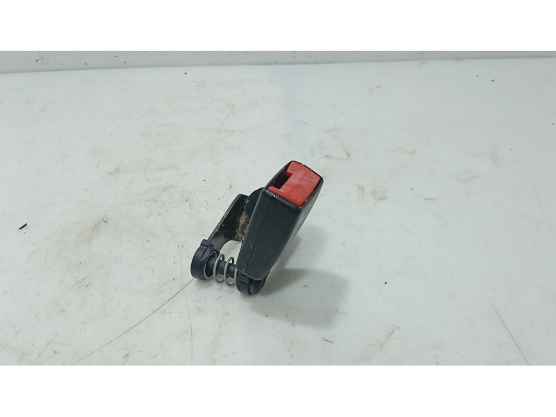 Recambio de anclaje cinturon trasero derecho para bmw 5 (e60) 525 d referencia OEM IAM   