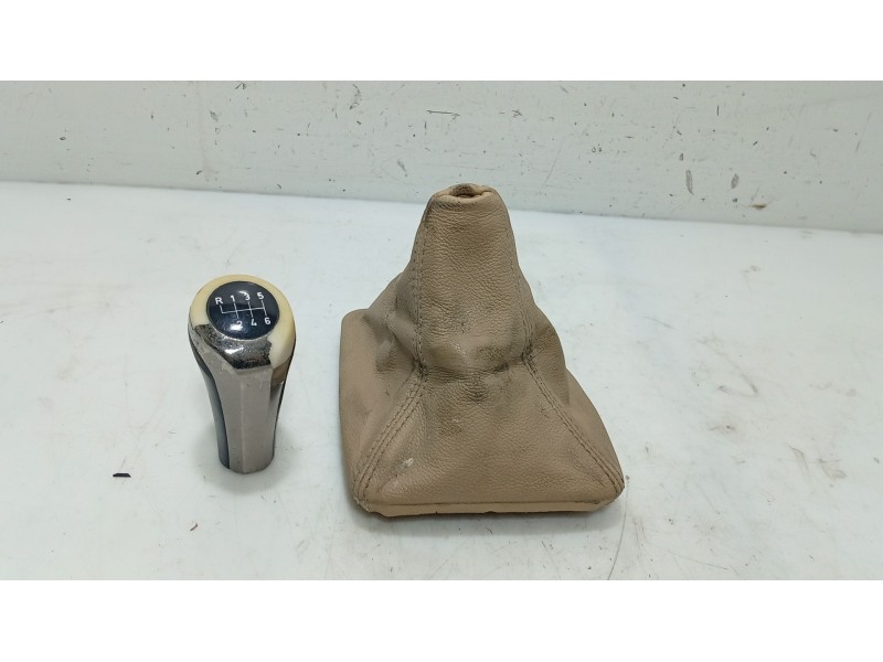 Recambio de pomo palanca cambio para bmw 5 (e60) 525 d referencia OEM IAM   