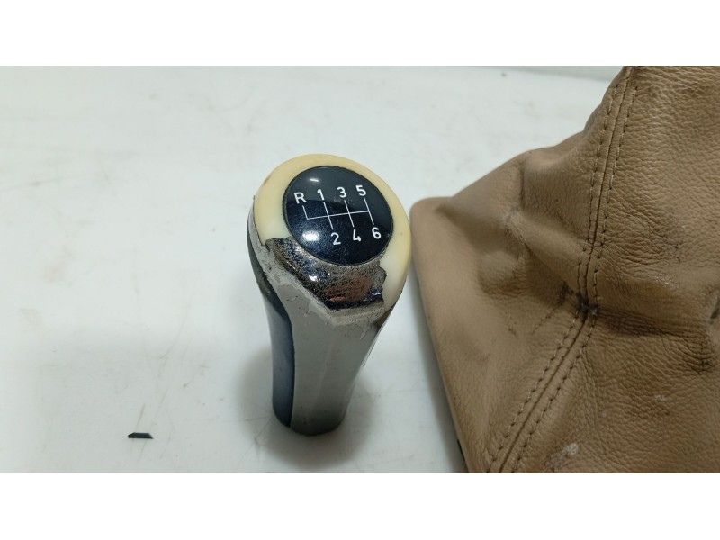 Recambio de pomo palanca cambio para bmw 5 (e60) 525 d referencia OEM IAM   
