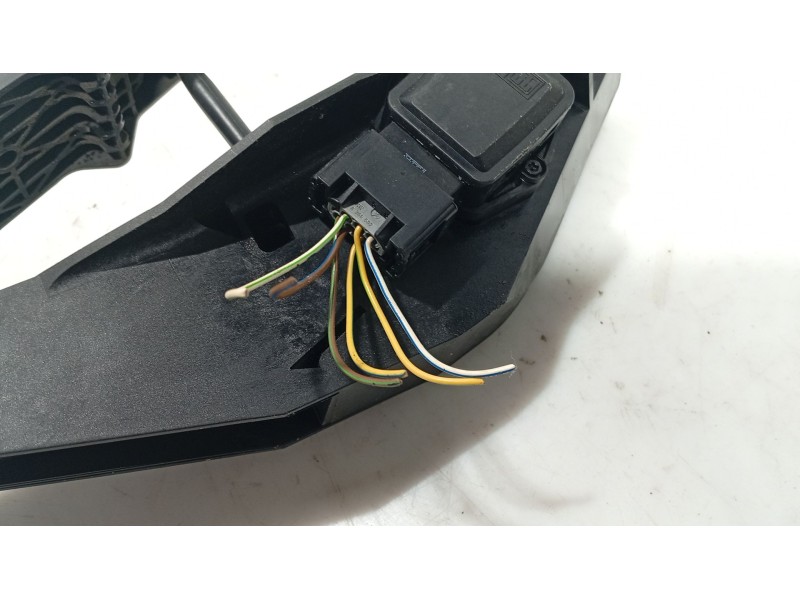 Recambio de potenciometro pedal para bmw 5 (e60) 525 d referencia OEM IAM   
