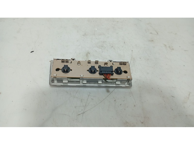 Recambio de luz interior para bmw 5 (e60) 525 d referencia OEM IAM   