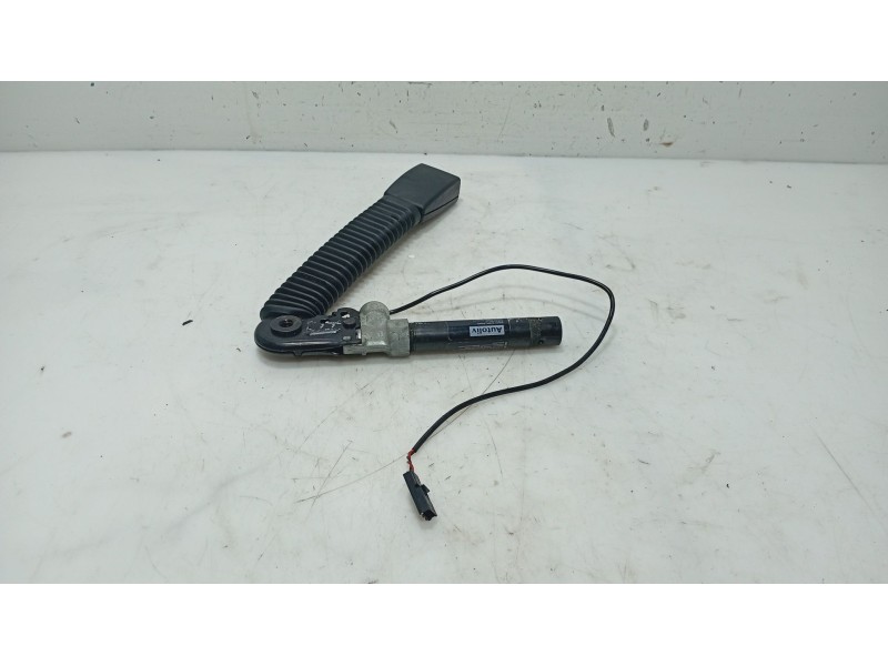 Recambio de anclaje cinturon delantero izquierdo para bmw 5 (e60) 525 d referencia OEM IAM   