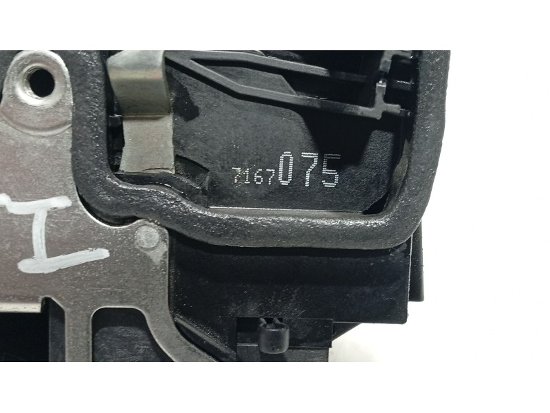 Recambio de cerradura puerta trasera izquierda para bmw 5 (e60) 525 d referencia OEM IAM 51227202147  