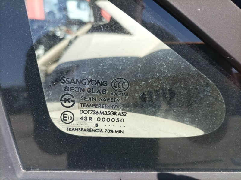 Recambio de luna custodia delantera derecha para ssangyong rodius i 2.7 xdi referencia OEM IAM   