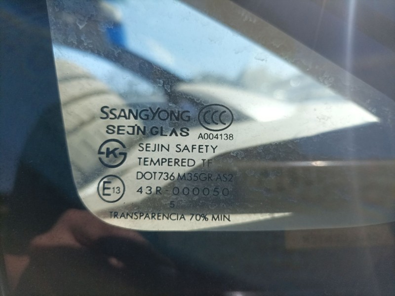 Recambio de luna custodia delantera derecha para ssangyong rodius i 2.7 xdi referencia OEM IAM 7922021001  