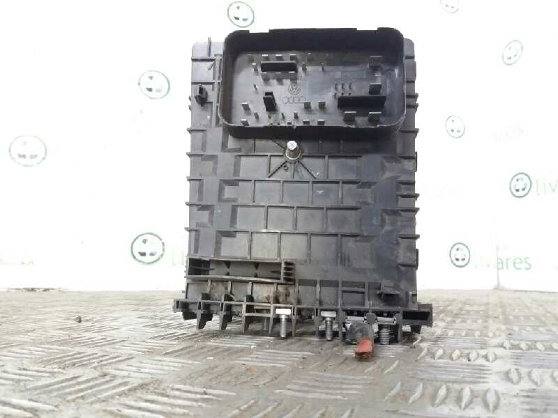 Recambio de caja reles / fusibles para seat altea (5p1) 1.9 tdi   |   0.04 - ... | 2004 | 105 cv / 77 kw referencia OEM IAM D001