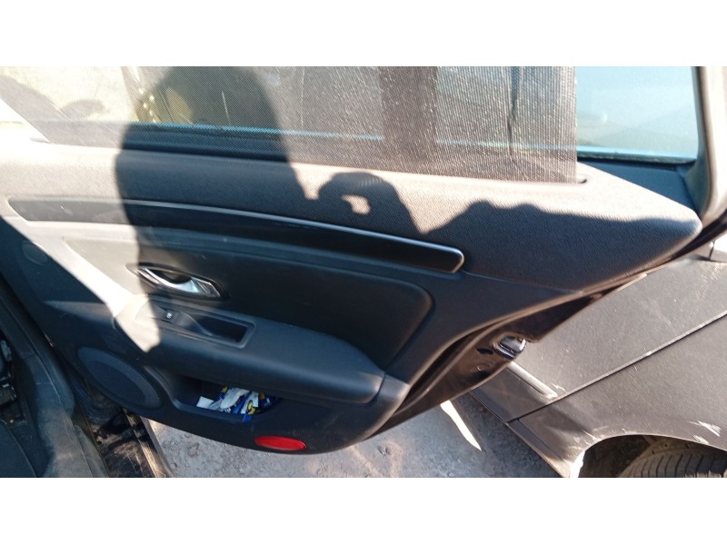 renault laguna iii grandtour (kt0/1) del año 2009