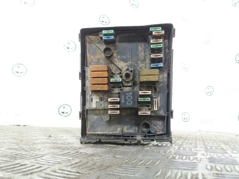 Recambio de caja reles / fusibles para seat altea (5p1) 1.9 tdi   |   0.04 - ... | 2004 | 105 cv / 77 kw referencia OEM IAM D001