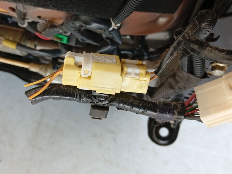 Recambio de asiento para mazda 6 hatchback (gh) 2.0 mzr-cd (gh14) referencia OEM IAM   