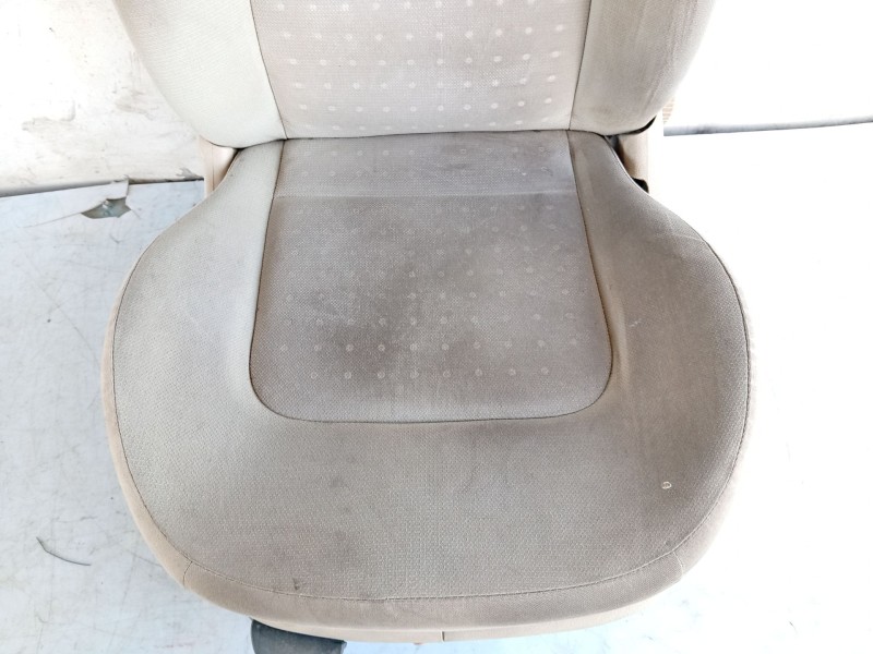 Recambio de asiento para volvo v50 (545) 2.0 d referencia OEM IAM   